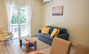 Apartment in Alimos
